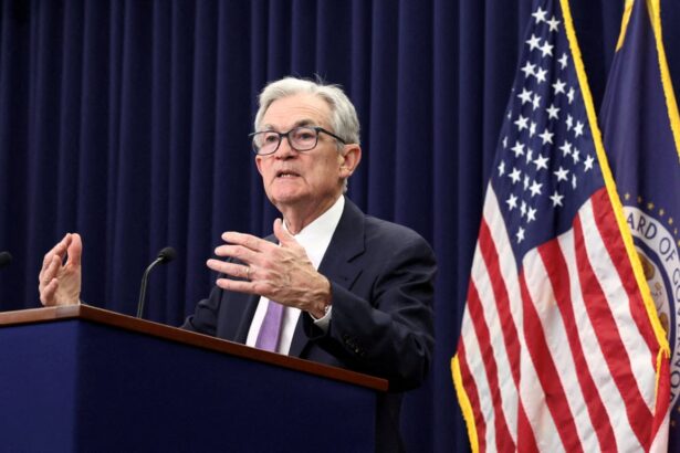 fed cuts interest rates by a quarter point amid apparent split over us economy 6939c823e8c67