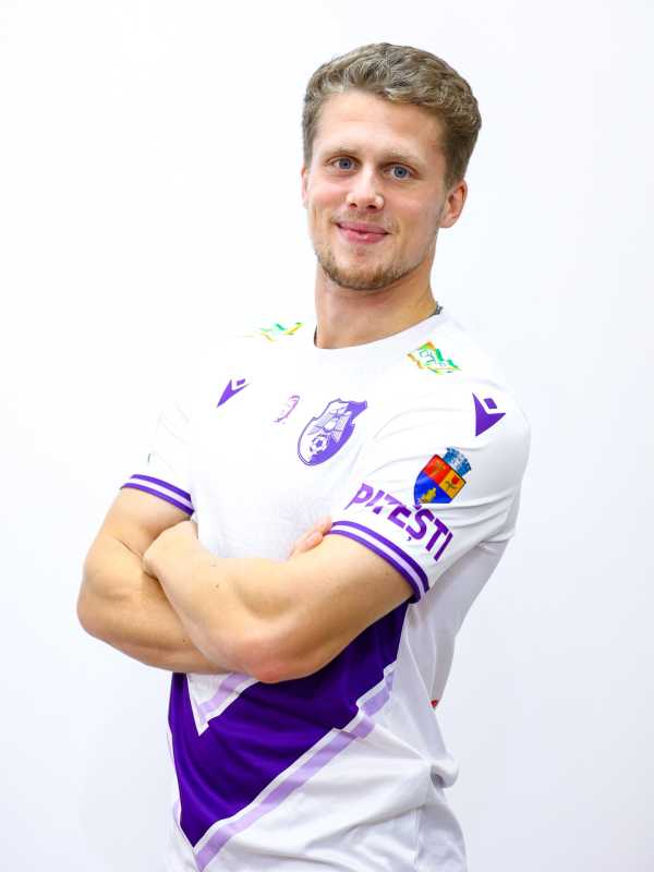 fotbal belgianul xian emmers a semnat pentru fc arges 692f5dbdb1ebf