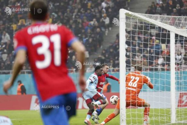 fotbal mihai toma ma bucur ca am reusit sa inscriu primul meu gol pentru fcsb 693b4e116854e