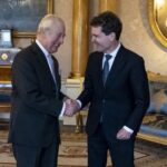 foto presedintele nicusor dan se intalneste acum cu regele charles mesajul transmis de seful statului de la palatul buckingham 6942db775e911