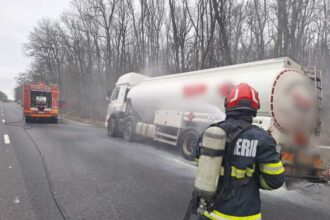 giurgiu o cisterna incarcata cu motorina a luat foc pe autostrada a1 trafic blocat pe sensul spre pitesti 6932d733071cf