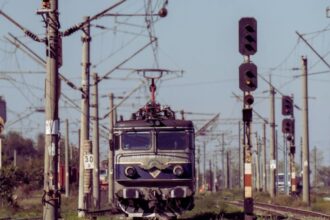 guvernul a prelungit pana la 31 decembrie 2026 facilitatile de transport pentru veteranii de razboi vaduvele de razboi si pensionari prevazute de legile speciale 693adfec9fd79