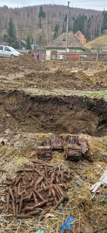 harghita aproape 450 de cartuse au fost descoperite la balan in urma unor lucrari de constructii 693daf8646c11