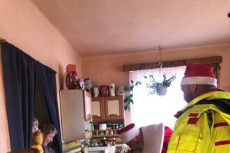 harghita traditionala actiune maratonul mosului a crucii rosii aduce bucurie copiilor si adultilor de 35 de ani 69382ffd21824