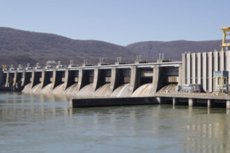 hidroelectrica anunta intreruperea unor activitati din prima zi a anului 2026 cat va dura problema 695517e9df306