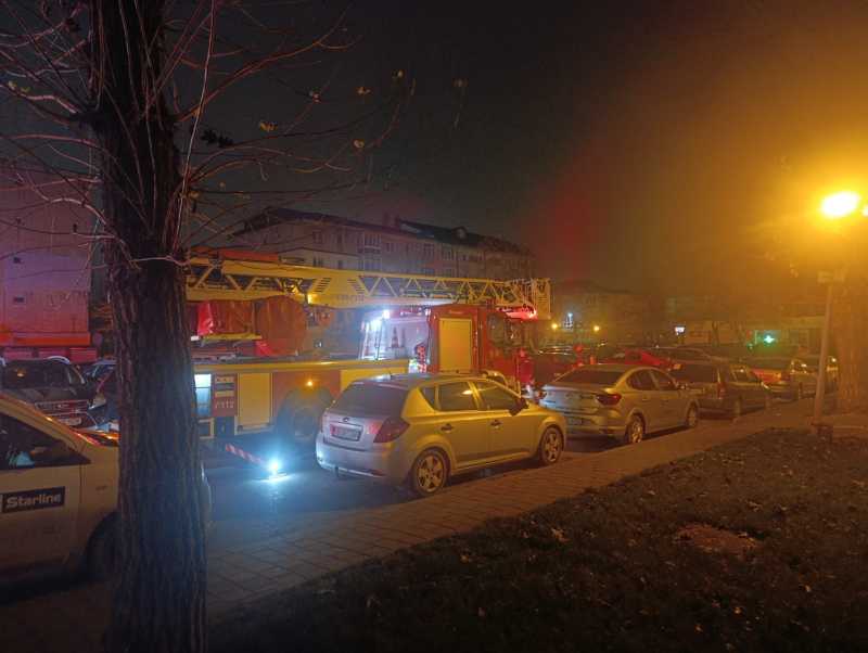iasi explozie intr un apartament din municipiul resedinta un barbat a fost ranit galerie foto 69354ca3e17bc
