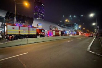 isubif incendiu la un mall de pe calea floreasca pompierii au evacuat persoanele din interior 6930818e913a8