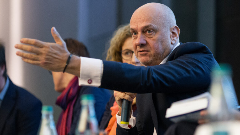 lider sindical evaluarea muncii se face superficial sa punem accent pe rezultate si pe calitate nu pe numarul de ore suplimentare 692f0c589c065