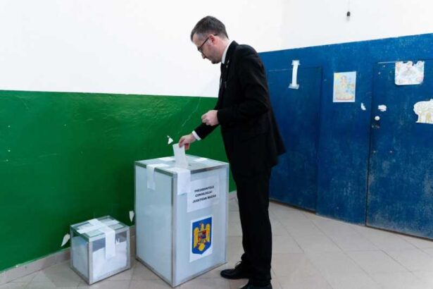 localepartiale2025 buzau candidatul aur a votat cu speranta ca lucrurile se pot schimba cu adevarat in judet 6935352776158