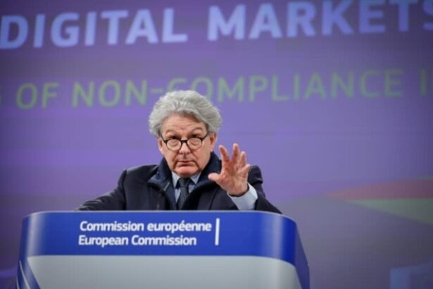 macron denunta sanctionarea fostului comisar european thierry breton de catre sua drept o intimidare ce cere clarificari o parte a extremei drepte franceze evoca 694bdce6c7f88