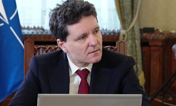 magistrati la cotroceni nicusor dan cred ca dezbaterea este utila si pentru ca publicul larg sa inteleaga conditiile de munca ale magistratului discutiile vor continua 694932baf0649