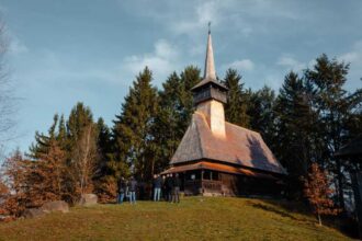 maramures biserica de patrimoniu de la muzeul satului din sighetu marmatiei restaurata cu sprijinul ambasadei sua 69306dace0109