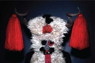 maramures traditiile romanesti prezentate intr o expozitie din cehia vasile susca creatorul mastilor populare 6937ead2dac54