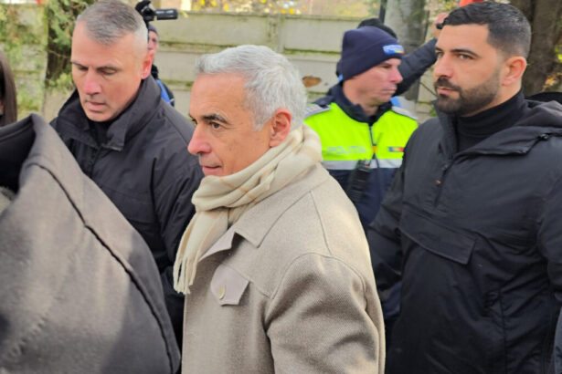 mesajul lui calin georgescu de la alba iulia astazi nu simt bucurie ci durere 692d51851cbc5