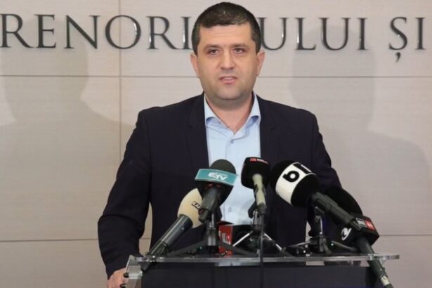 motiunea de cenzura radu miruta motiunea nu este despre guvernare ci este despre zgomot motiunea nu este despre solutii ci despre obsesia aur de a semnaliza ca exista 69400e4969616