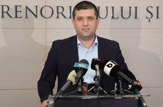 motiunea de cenzura radu miruta motiunea nu este despre guvernare ci este despre zgomot motiunea nu este despre solutii ci despre obsesia aur de a semnaliza ca