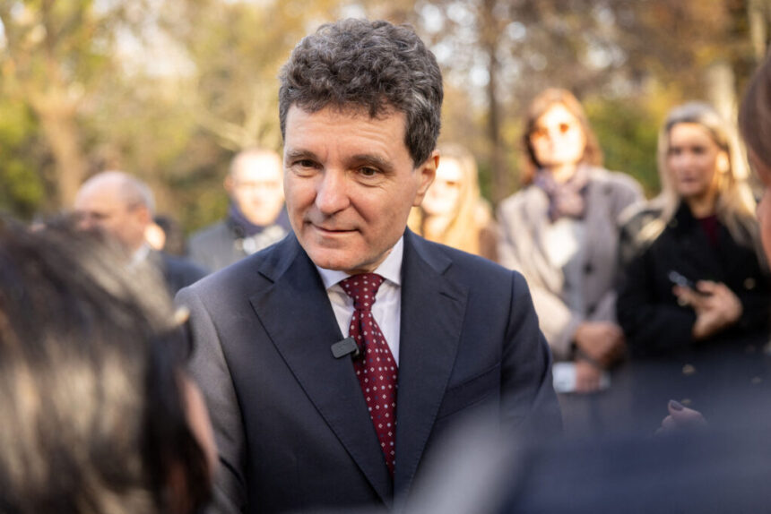 nicusor dan despre criza din justitie si intalnirea cu magistratii problemele din justitie trebuie rezolvate in primul rand din interiorul sistemului 6941724a80b0d