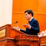 nicusor dan despre ludovic orban nu se poate ca presedintele sa spuna una si consilierul sau sa spuna exact invers 693df41a43f3e