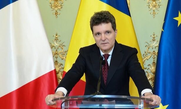 nicusor dan nu trebuie sa ne uitam la personajul calin georgescu ci la campania care cumva a fost personificata de el 693ddb09407c8