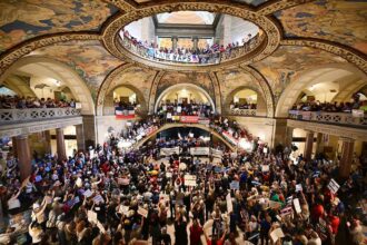 organizers submit enough signatures to block gerrymandered missouri map 6938759c8686d