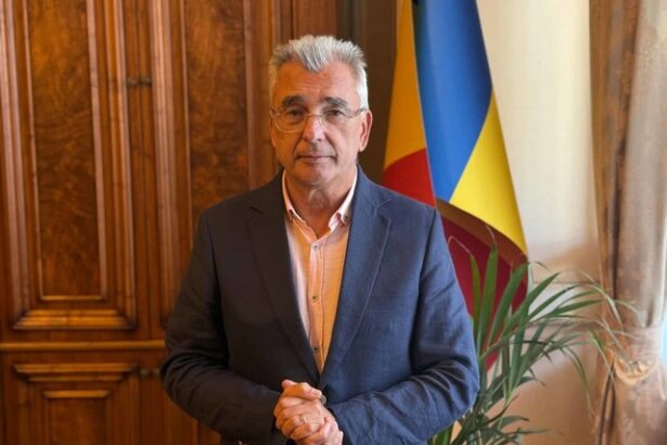 petrisor peiu aur inflatia de 10 si explozia preturilor la energie arunca romania intr o scadere accelerata a nivelului de trai 693c17ab442e2