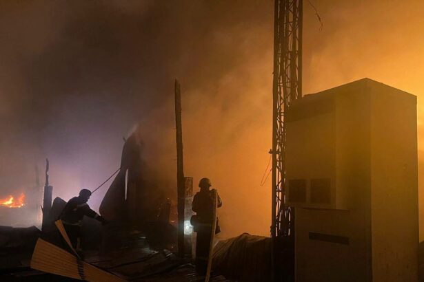 russia launches attacks across ukraine as miami peace talks continue 6934104559c1a