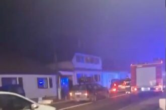 sibiu zece persoane ranite intre care sapte minori intr un accident rutier produs in bratei 69483f1ec6ac4