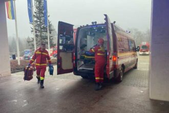 tavan prabusit la piscina de hotel din sibiu 6 persoane din care 4 copii transportate la spital constiente 694aa7827cd3a