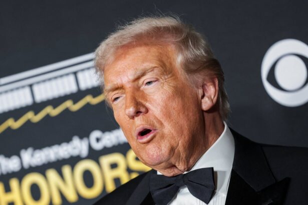 trump claims rave reviews for hosting kennedy center honors before ceremony even ends 69369ac7e03e7
