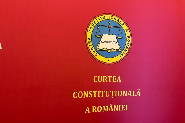 un deputat usr vrea ca cei patru judecatori ccr care au boicotat ultimele doua sedinte sa fie exclusi el explica si ce prevede legea de functionare a curtii 69526c20010f6