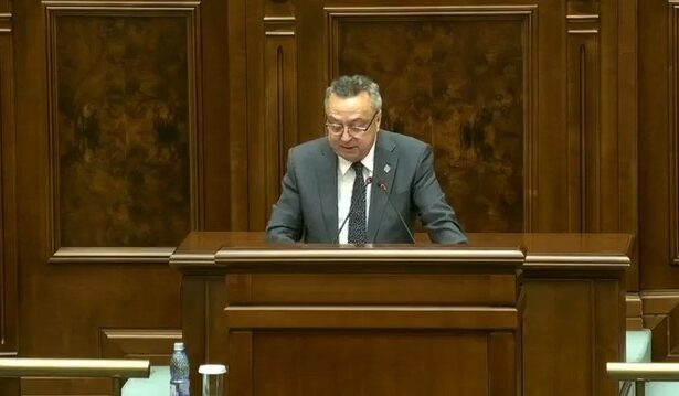 update a inceput in senat dezbaterea motiunii simple aur prahova sub asediu peste 100 000 de romani condamnati la sete si boala sub privirea complice a ministrei mediului diana bu 69401f5c4e386