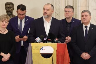 usr depune o initiativa legislativa care interzice organizatiile si simbolurile cu caracter comunist 69492d3306198