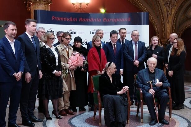 victor rebengiuc amintiri si peripetii din cariera la decernarea premiului romania europeana 2025 nicusor dan avem nevoie acuta de modele domnul rebengiuc este un model video 69317ebce633c