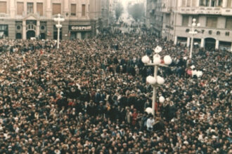 video sunetul libertatii suna din nou in timisoara de la 36 de ani de la revolutie sirenele au pornit in memoria victimelor din 1989 6946836f05fbf