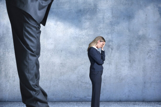 violenta la munca reglementata mai strict firmele au 90 de zile sa si adapteze procedurile altfel risca amenzi de pana la 7 000 lei 693ac341471e8