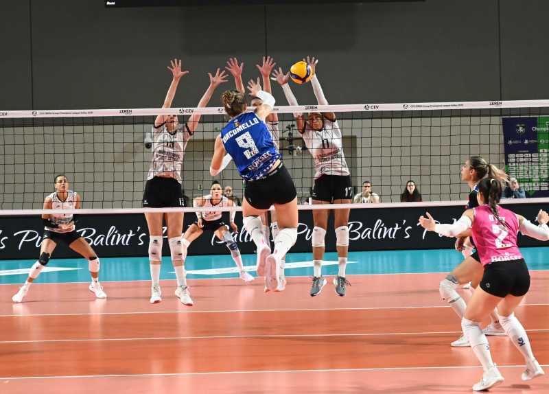 volei feminin csm volei alba blaj si cso voluntari victorioase in divizia a1 6934a2b22c3f2