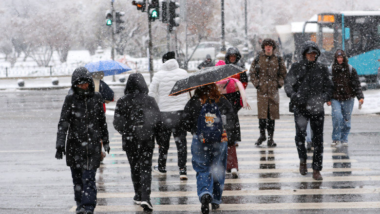 vreme rea in toata tara ministerul mediului a convocat comitetul pentru situatii de urgenta 694fdd989878a