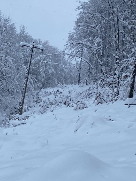alba numarul utilizatorilor din muntii apuseni nealimentati cu energie electrica s a redus la circa 2 500 695d63cb381f3
