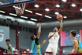 baschet masculin cs rapid bucuresti a pierdut dramatic acasa cu csu sibiu 696a9f0ca4493