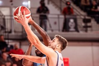 baschet masculin csm csu oradea si cso voluntari triumfatoare in deplasare in campionat 6973dfbca57bd