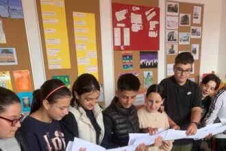 bihor copii din comunitati rome ajutati sa previna abandonul scolar printr un proiect cu fonduri europene 696f54c64ea97