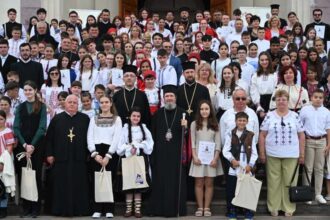 bihor episcopul sofronie al oradiei raspunsul la fenomenul dependentelor cere responsabilitate si iubire autentica 696a818c67995