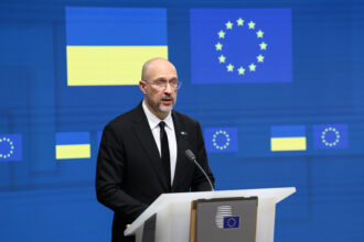 blocaj politic la kiev parlamentul respinge numirea lui denis smihal la energie in plina criza de iarna 696730206ed92