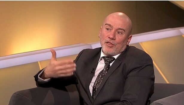 cine a fost un ministru mai bun ion caramitru sau kelemen hunor ce alege ministrul culturii 696b6bab253fd