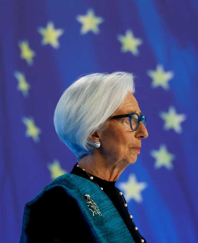 documentar christine lagarde presedinta bancii centrale europene implineste 70 de ani 1 ianuarie 695631cf396ef