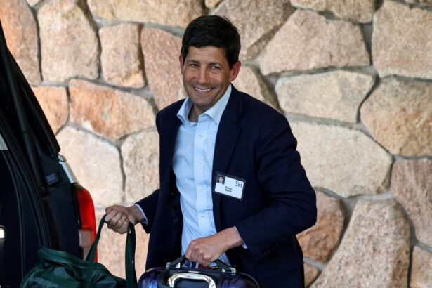 donald trump expected to nominate kevin warsh as us federal reserve chair 697c9347ab5e1