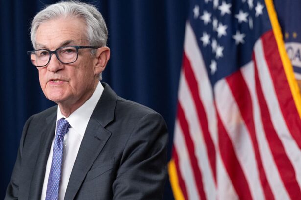 donald trumps intimidation of powell tests fed credibility risking investor exit from u s assets 6964eb028e9c0