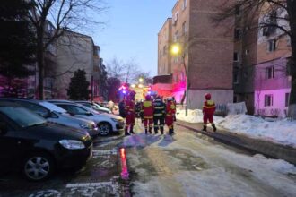 doua persoane ranite in urma unei explozii produse intr un bloc din alba iulia foto video 696b3ba51a1c6