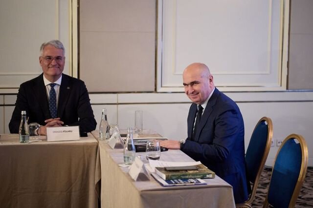 dragos pislaru mesajul meu pentru cei care il fac pe bolojan in toate chipurile ar trebui sa va crape obrazul a facut sacrificiul politic suprem video 697ddce17acdc