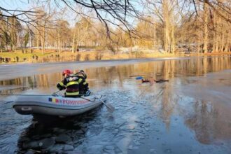 dsu avertizeaza pericol de inghet pe lacuri si acumulari de apa nu pasiti pe gheata 696bd9319d2c2